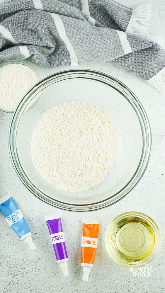 How to Make Homemade Playdough