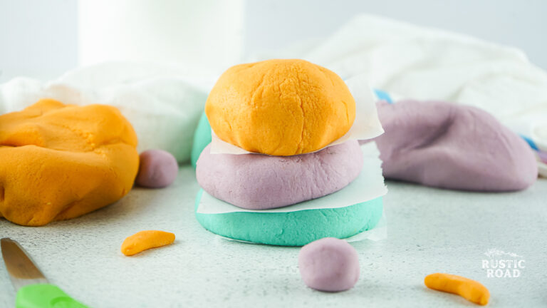How to Make Homemade Playdough