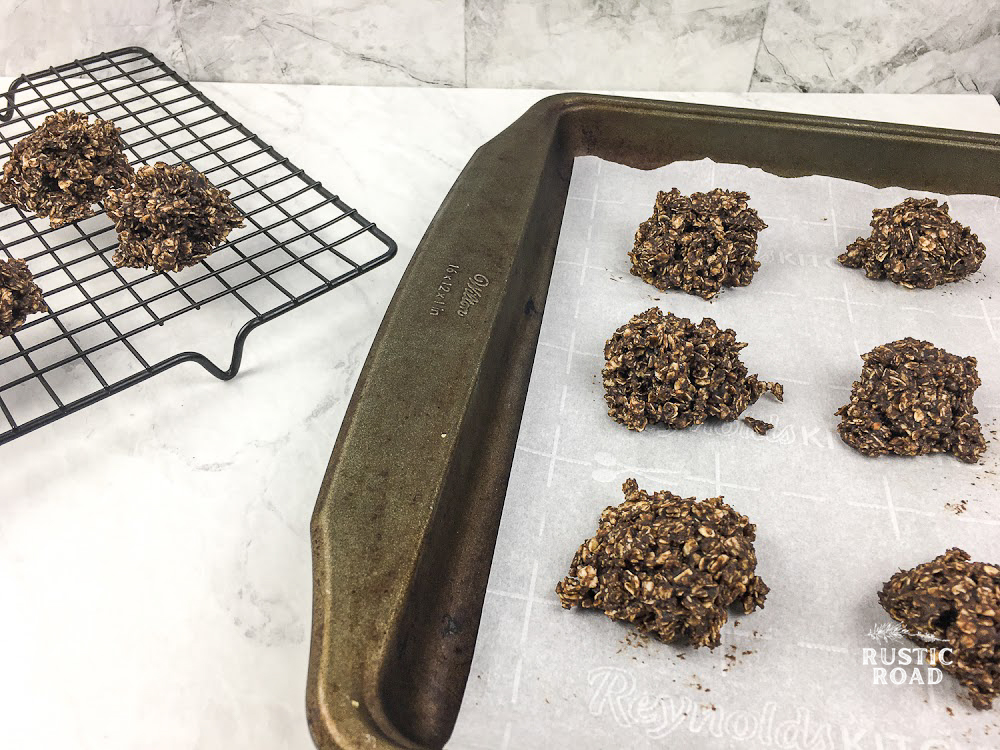 No Bake Peanut Butter Chocolate Cookies