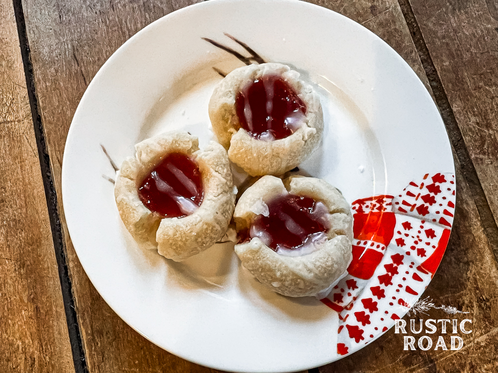 raspberry almond thumbprint christmas cookies