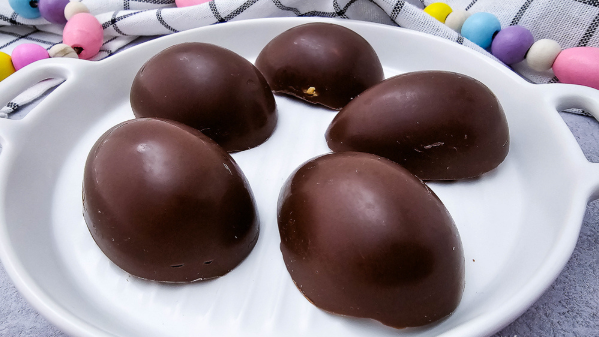Homemade Peanut Butter Eggs