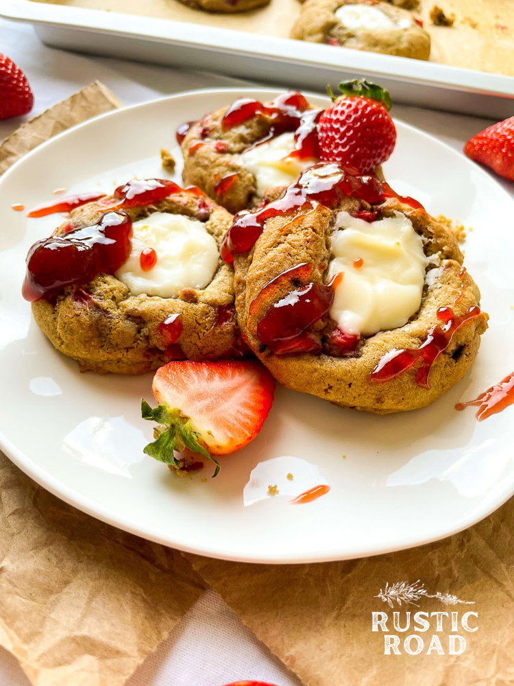 strawberry cheesecake cookies