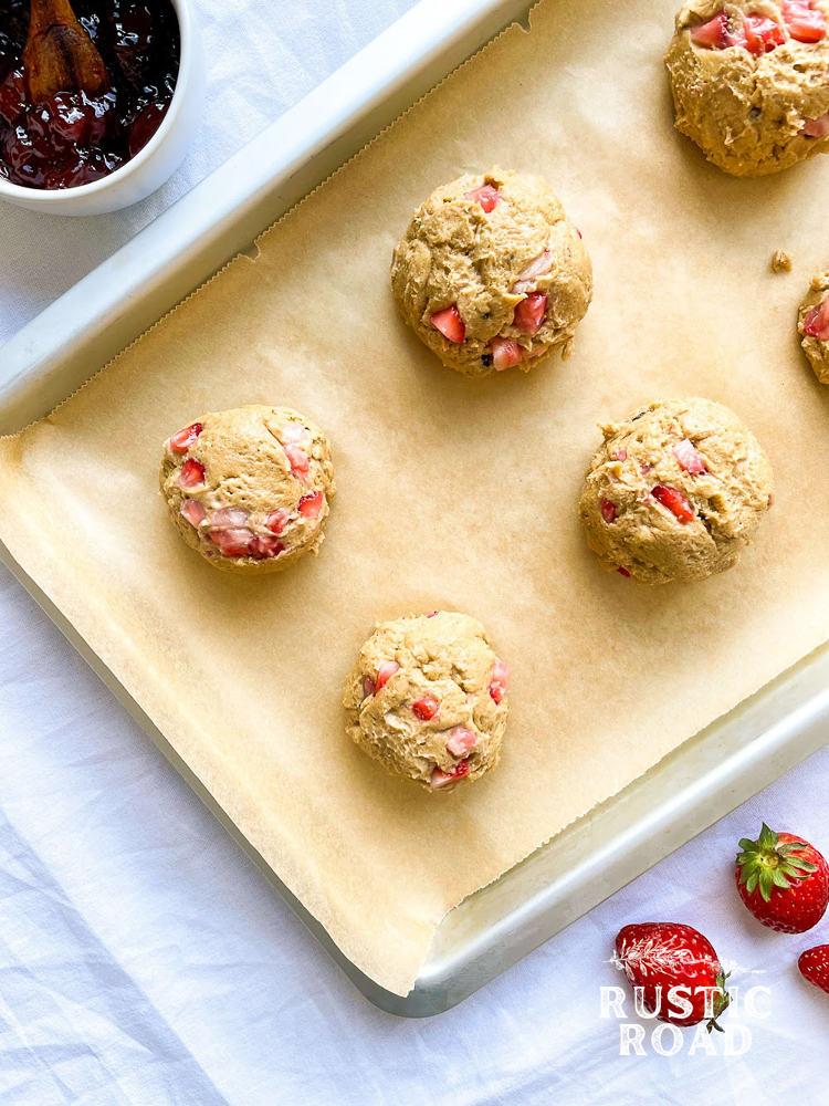 strawberry cheesecake cookies