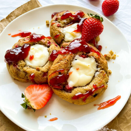 strawberry cheesecake cookies
